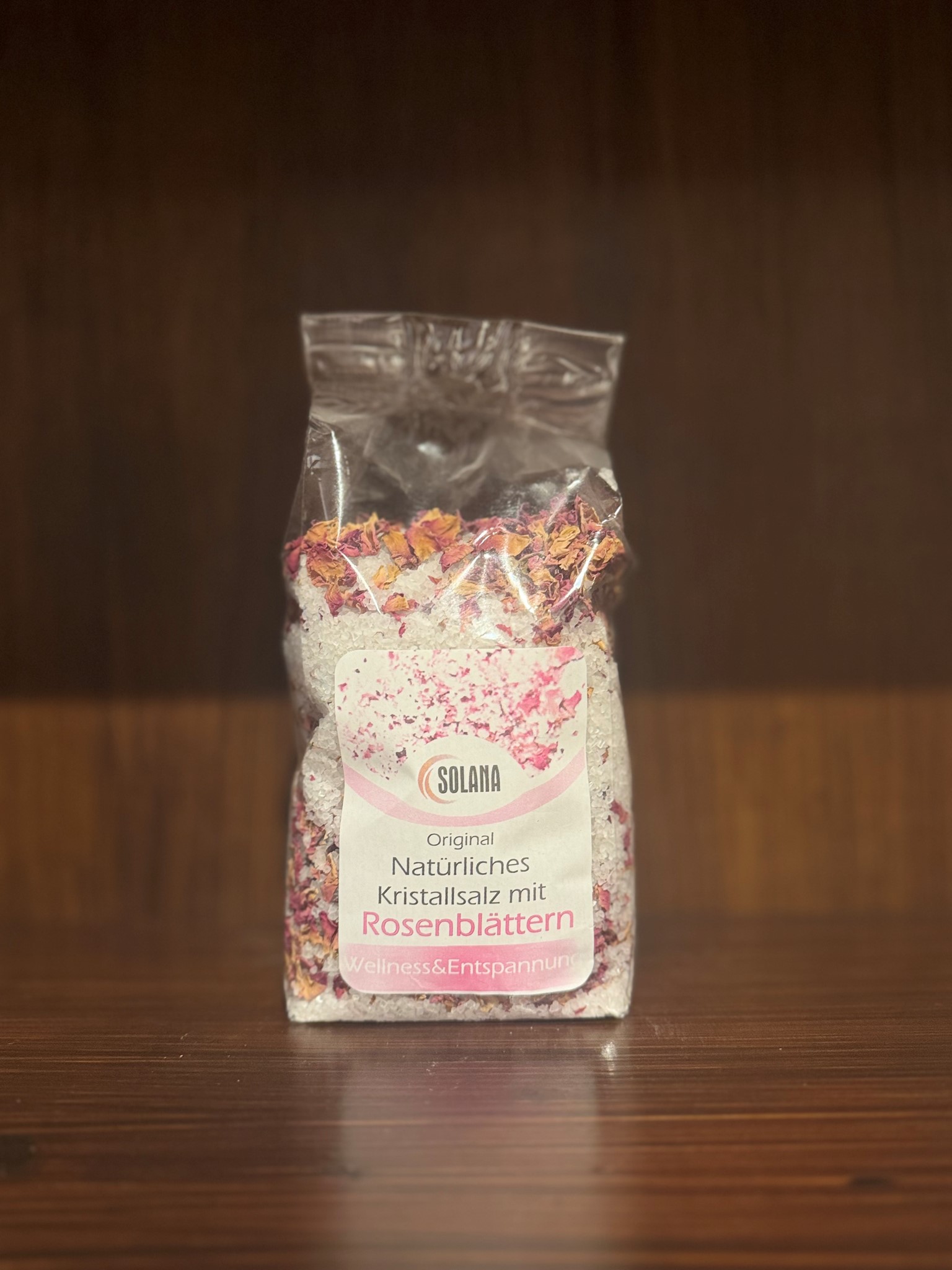 Bild von Kristall Badesalz mit Rosenblättern, 600g